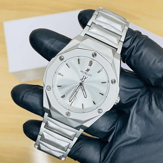 HB Premium Watch - Luxury Diamond Cut Chain